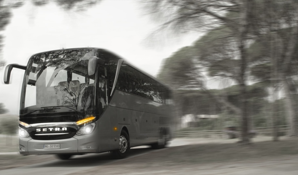 Большой автобус Сетра