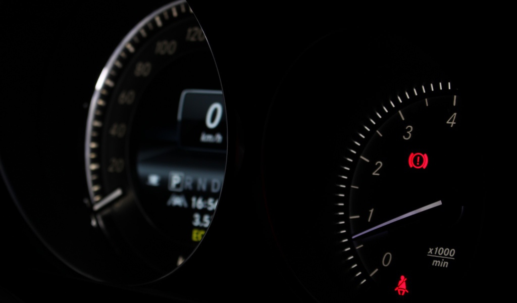 Приборная панель автомобиля