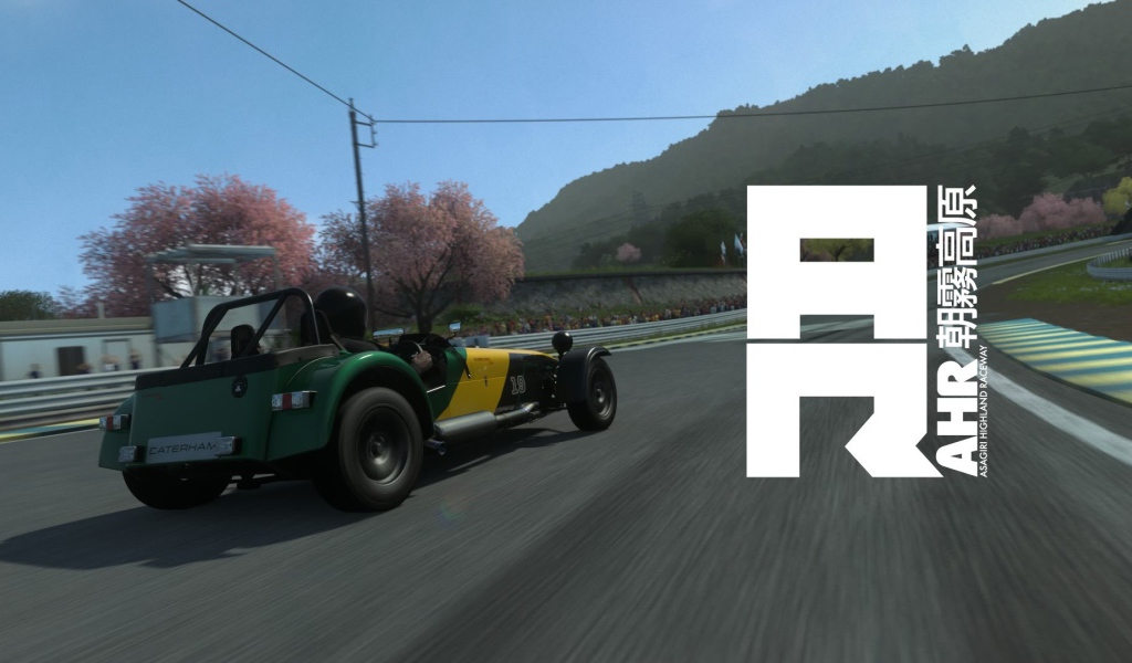 Автомобиль Caterham на гоночном треке