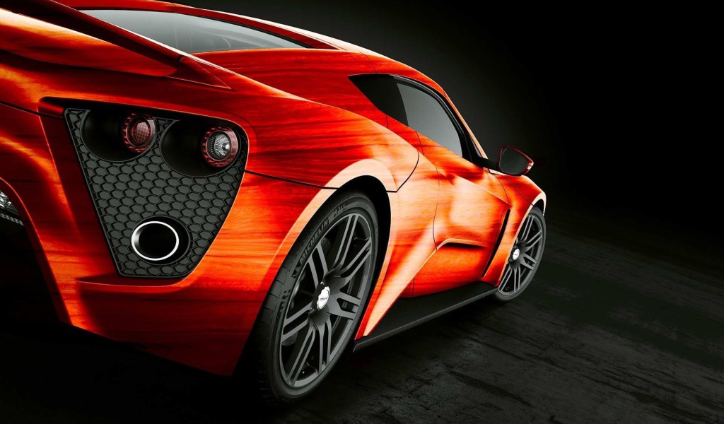 Оранжевый автомобиль Zenvo ST1