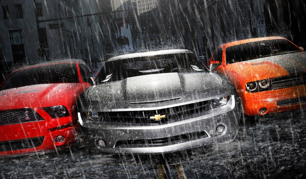 Мощные автомобили под дождем