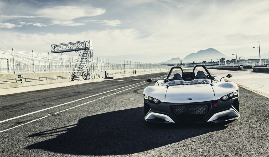 Белый кабриолет Vuhl