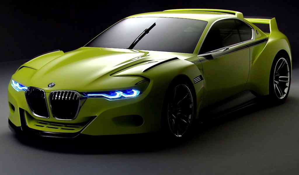 Светло зеленый БМВ, неоновые фары