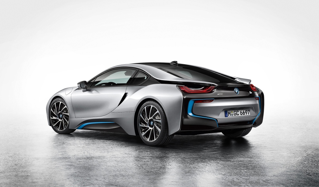 Новая модель BMW i8