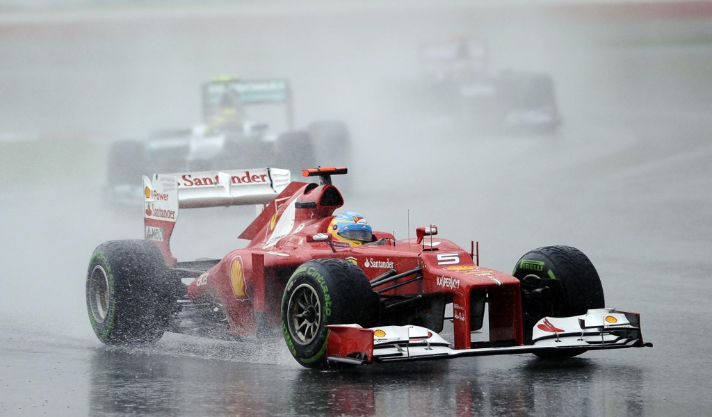 Болид Феррари во время дождя, Формула 1