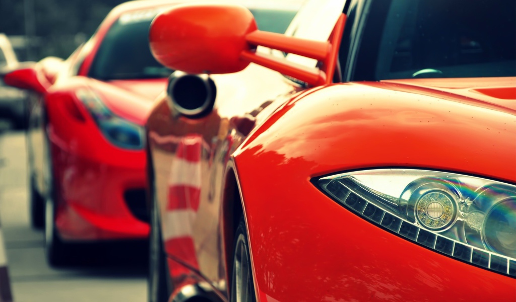 Красные Феррари Spyker