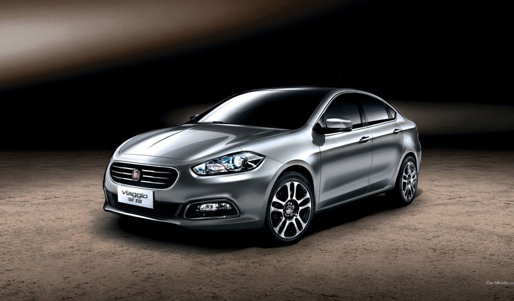 Современный автомобиль Fiat Viaggo