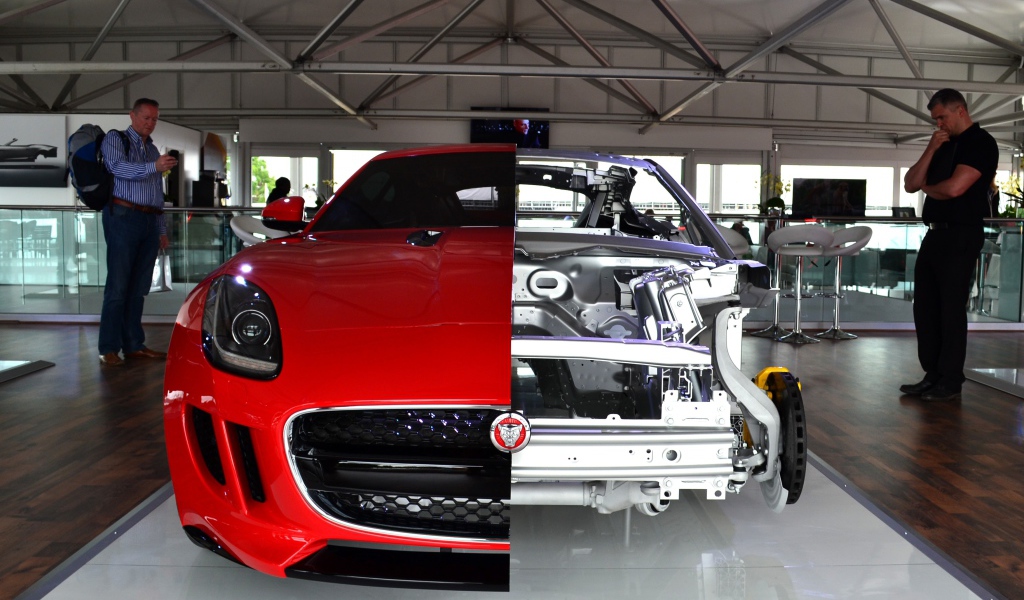 Начинка автомобиля Jaguar