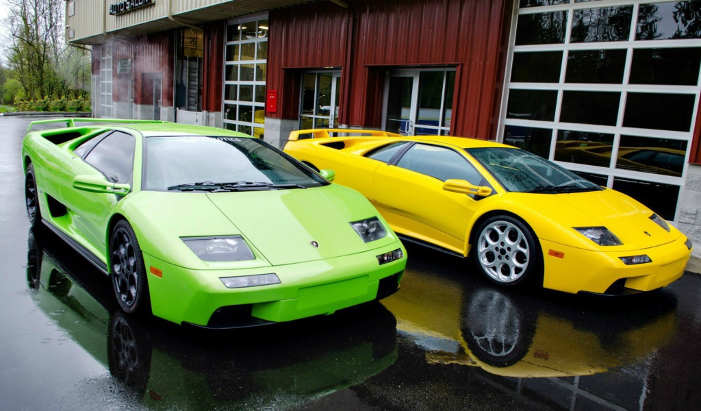 Яркие Lamborghini Diablo