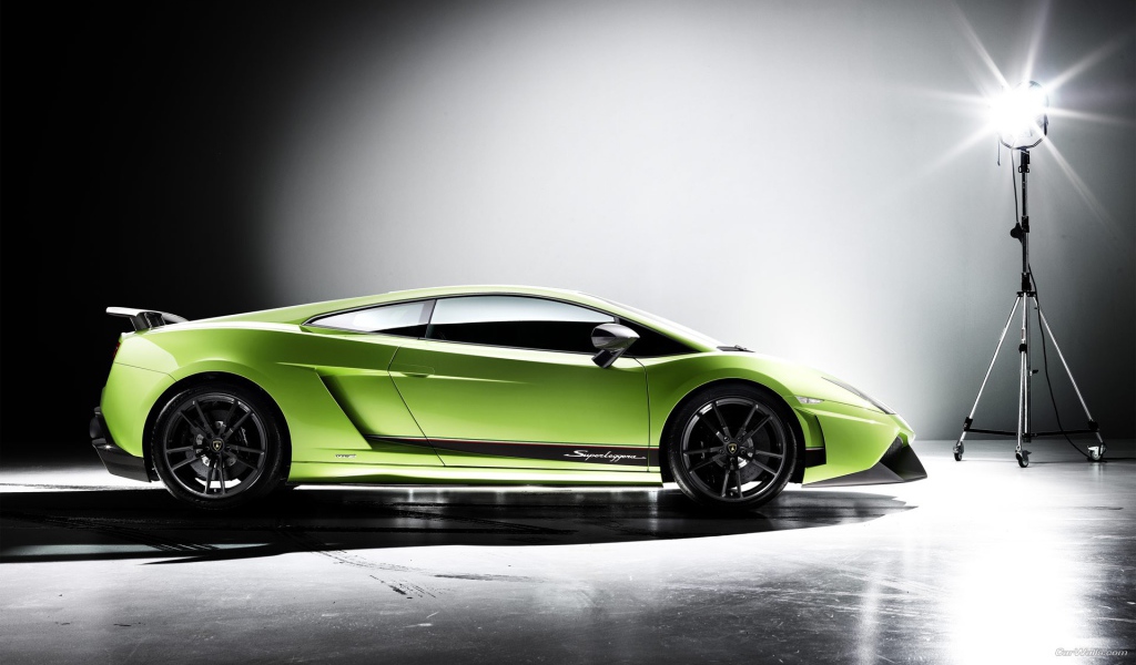 Фотосессия зеленого Lamborghini Gallardo Superleggera