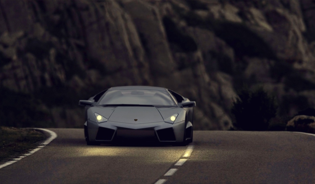 Спортивный Lamborghini Reventon
