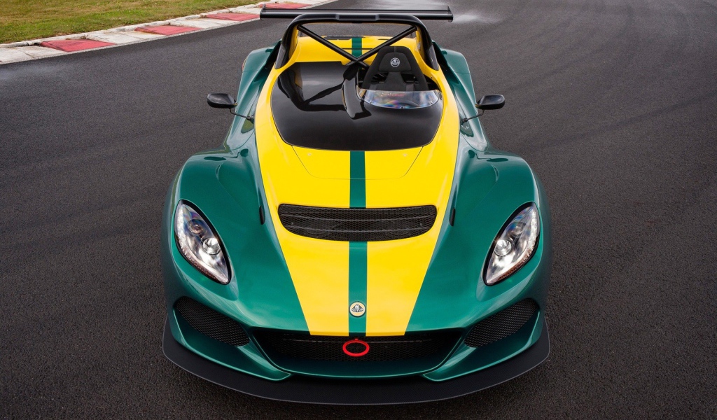 Lotus Racing 3-Eleven on the racetrack