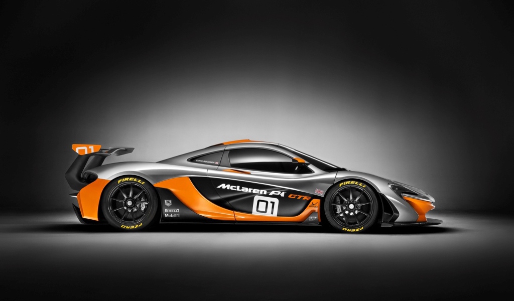 Черно оранжевый окрас спортивного McLaren P1