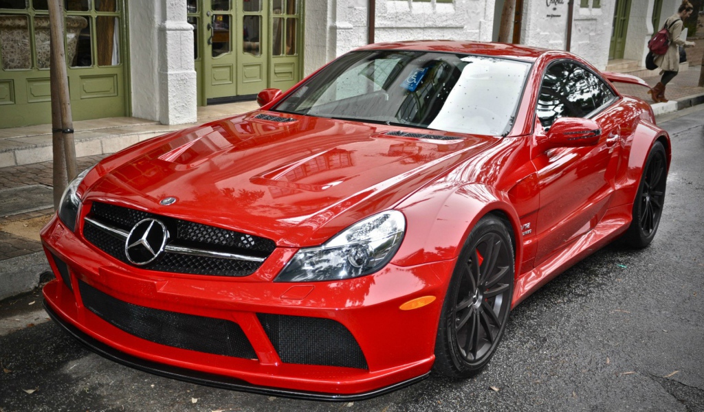 Ярко красный Mercedes-Benz SL65 AMG