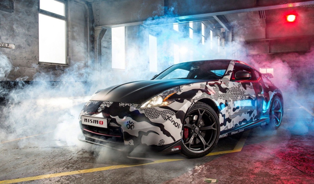 Креативная раскраска Nissan 370Z