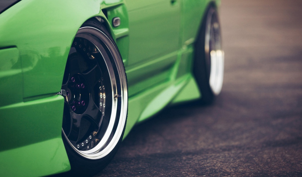 Зеленый Nissan 240sx JDM