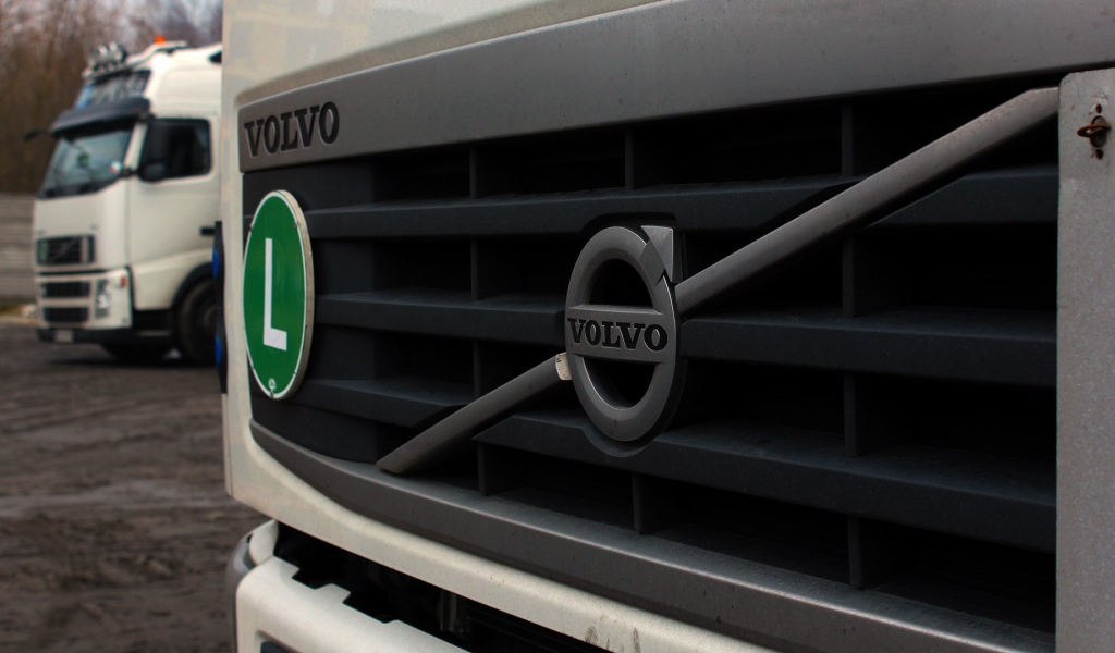 Радиаторная решетка грузовика Вольво