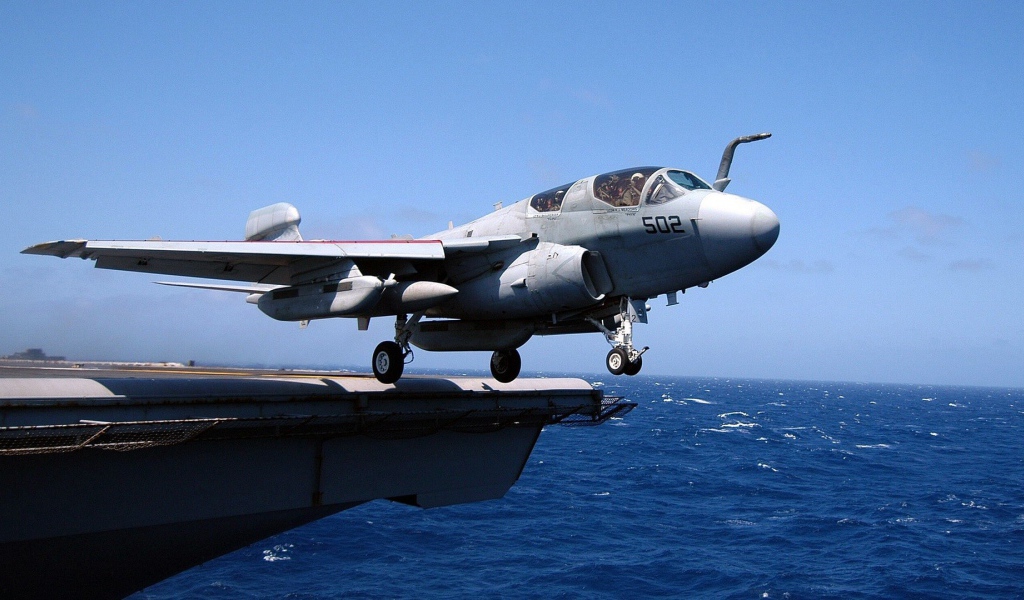 Истребитель оторвал колеса от авианосца