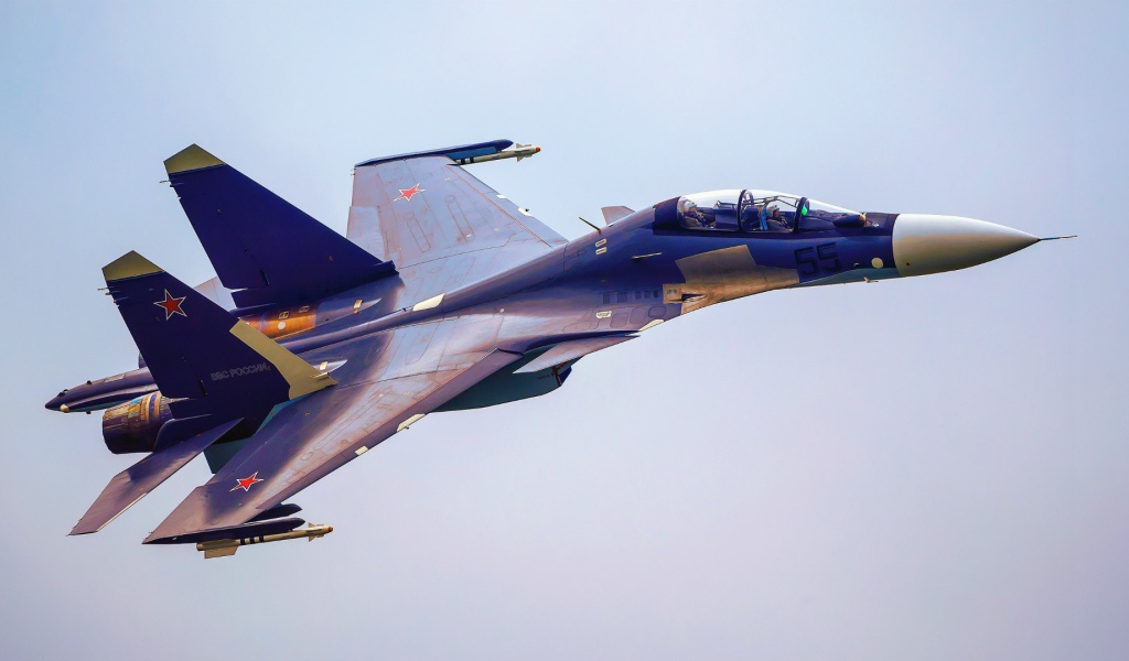 Военный самолет Су-30СМ
