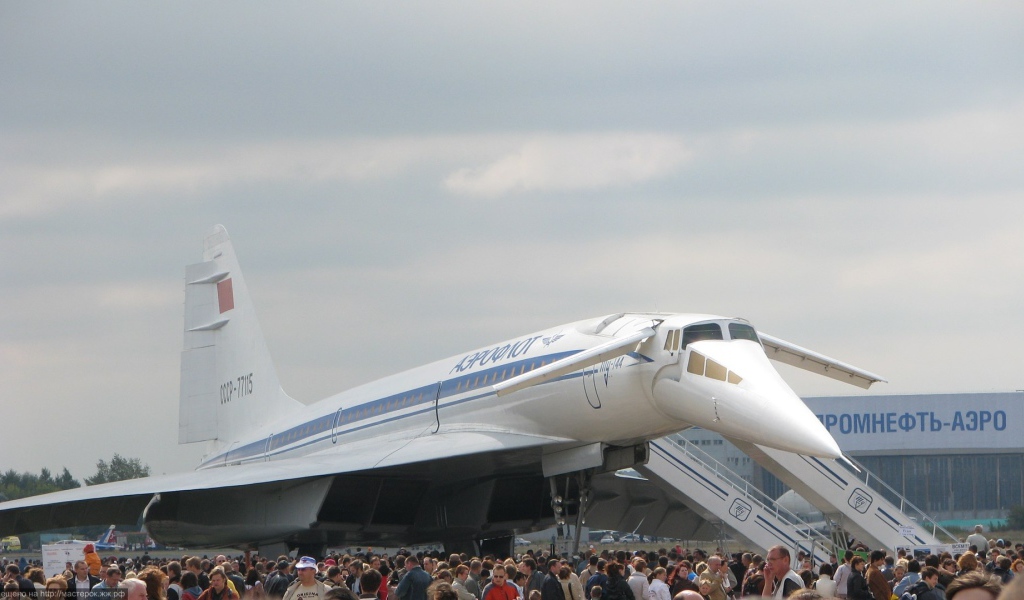 Сверхзвуковой пассажирский самолёт Ту-144