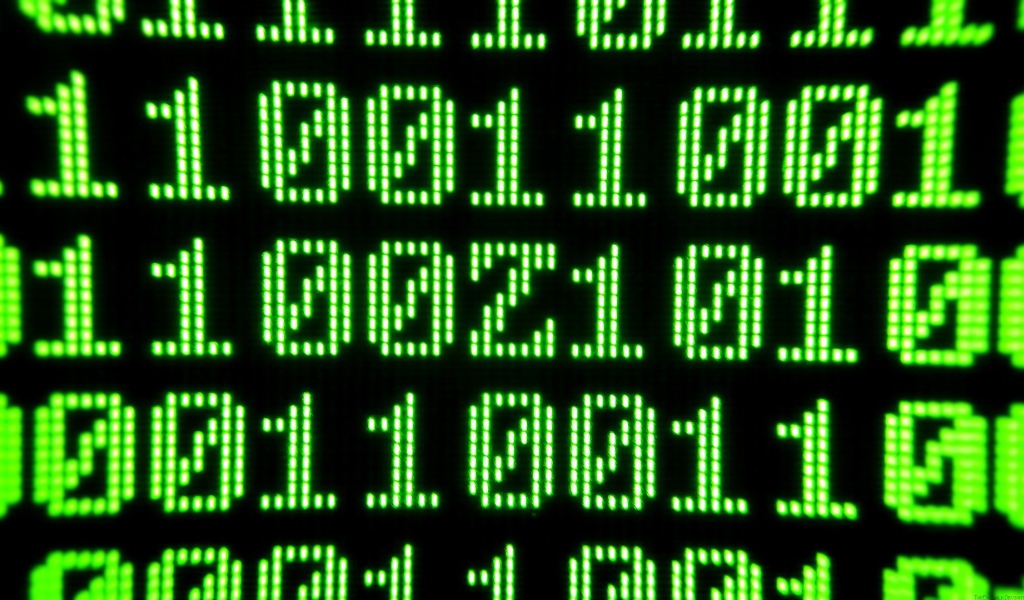 Зеленый бинарный код на черном фоне