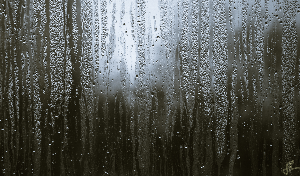 Свет за мокрым стеклом