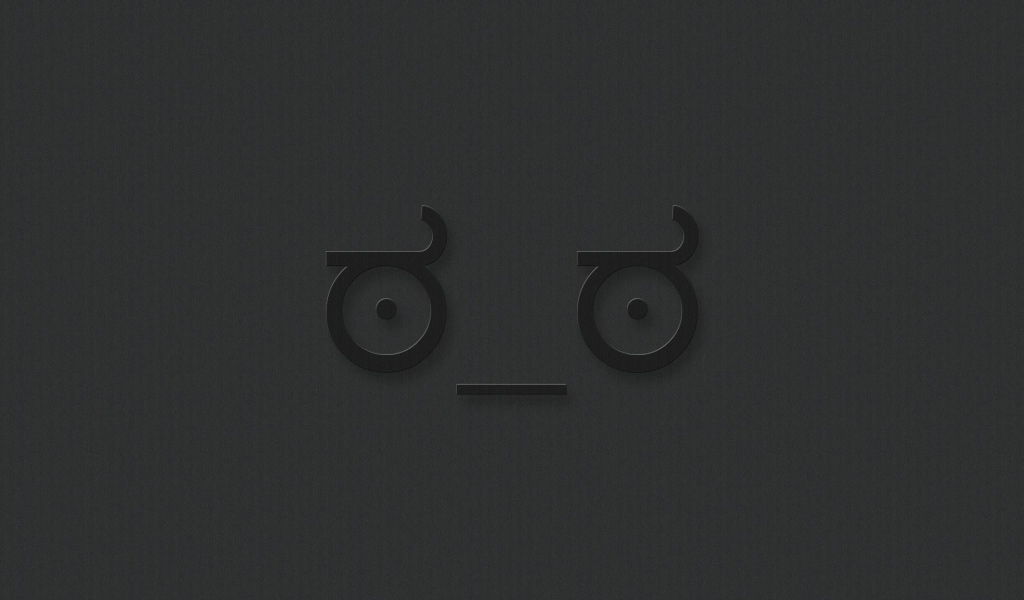 Серая мордочка на сером фоне