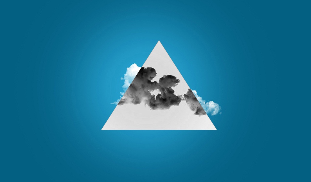 Треугольник с облаком на голубом фоне