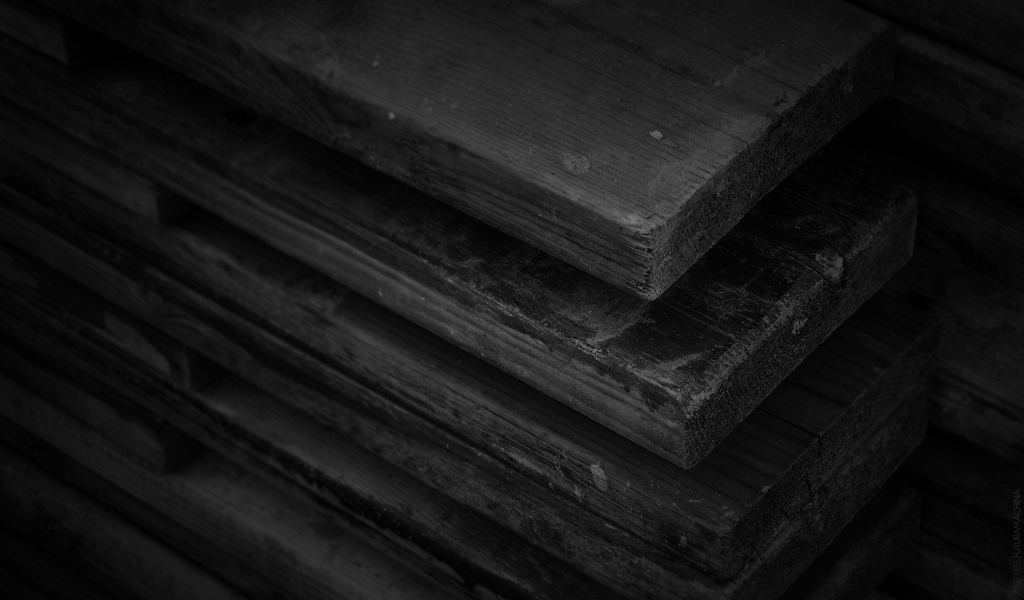 Склад деревянных досок