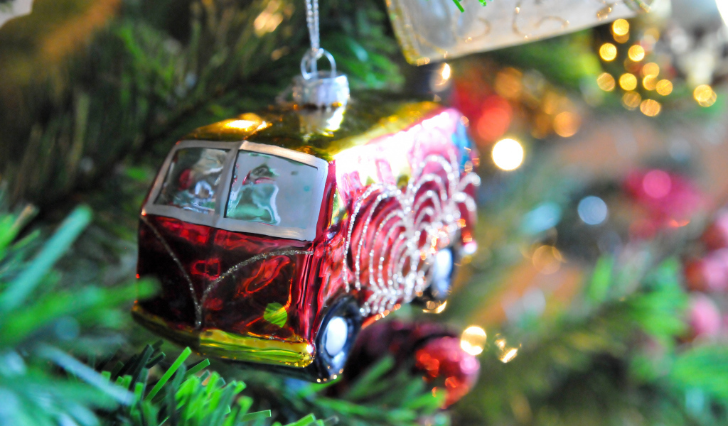 Елочная игрушка автомобиль