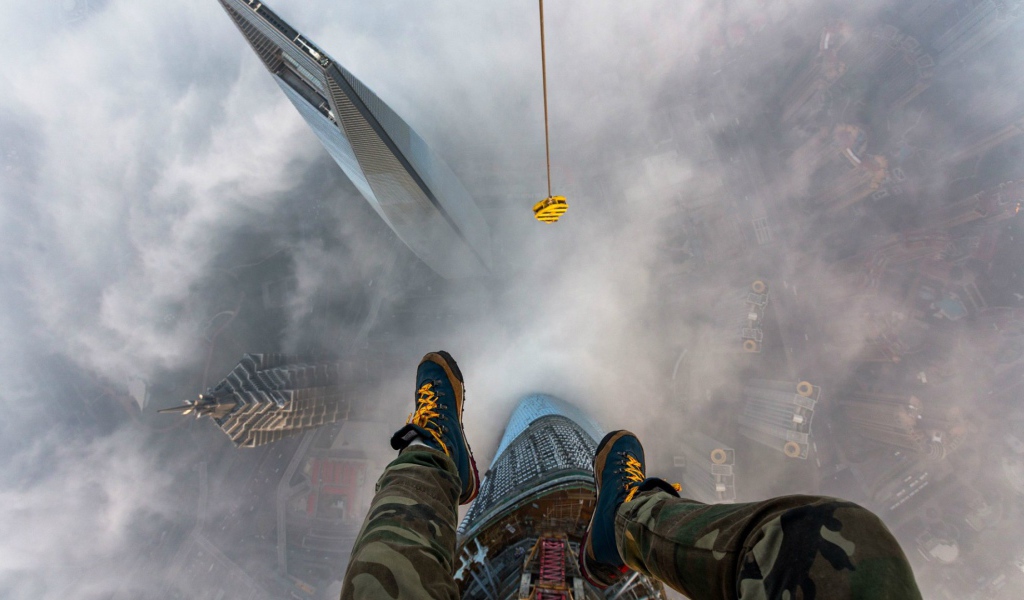 На вершине Шанхайской башни