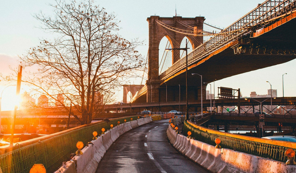 Бруклинский мост на закате
