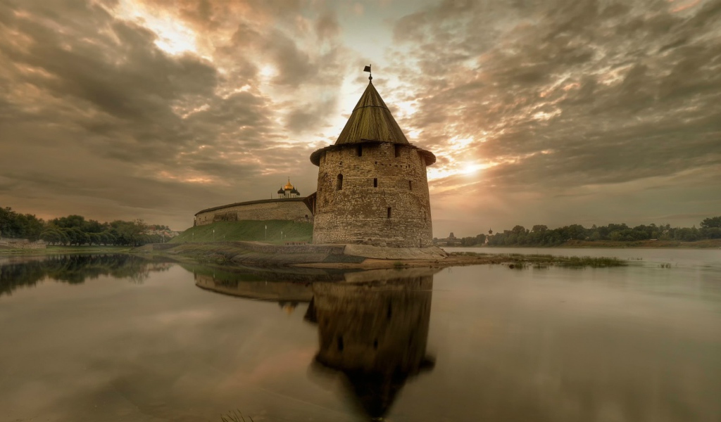 Крепость в Пскове Россия