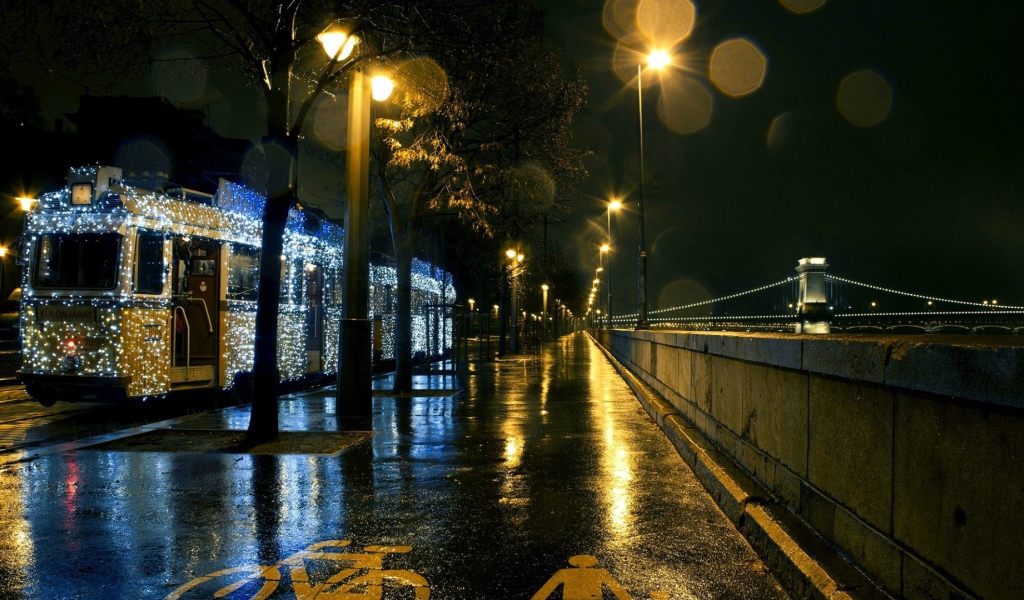 Рождественский трамвай в Будапеште, Венгрия