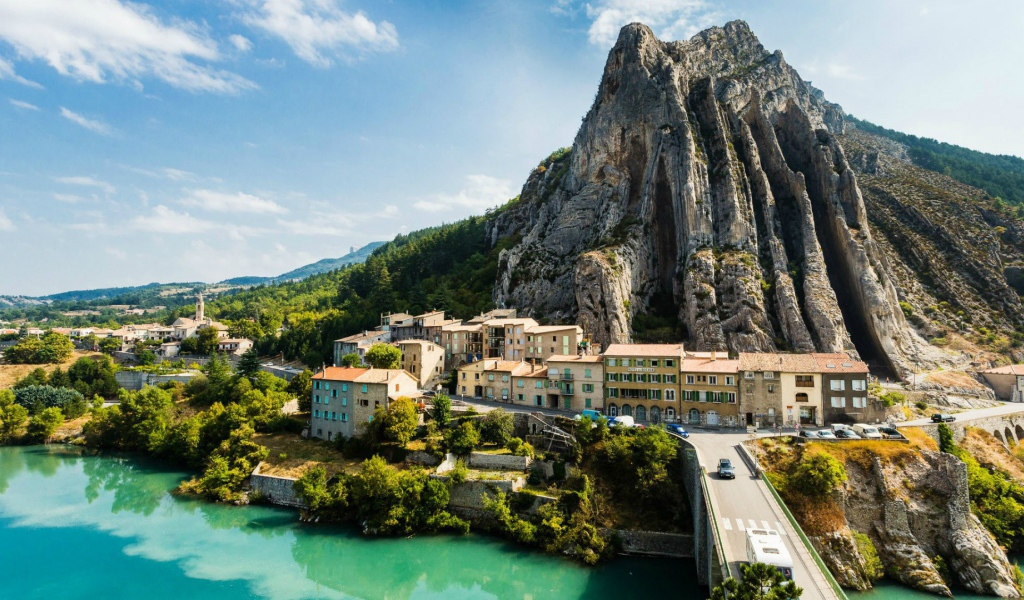 Город Систерон, Франция