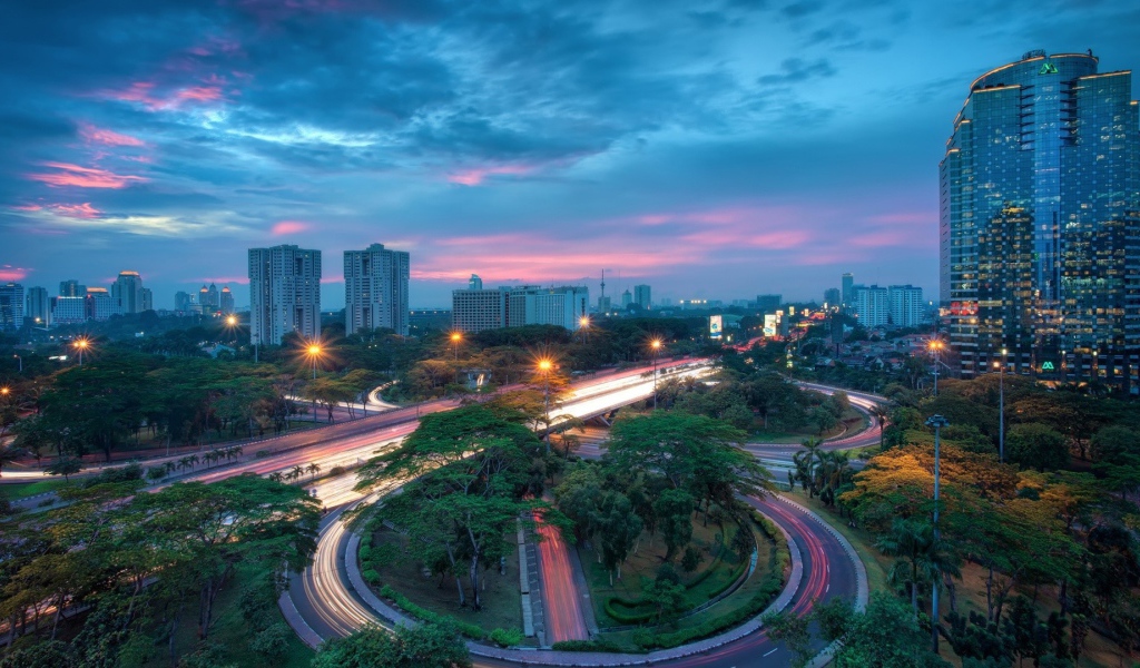 Развязка на автостраде в городе
