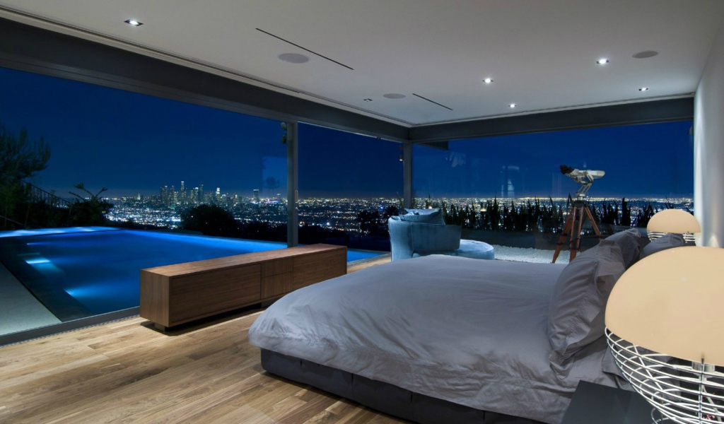 Роскошный особняк в Голливуде