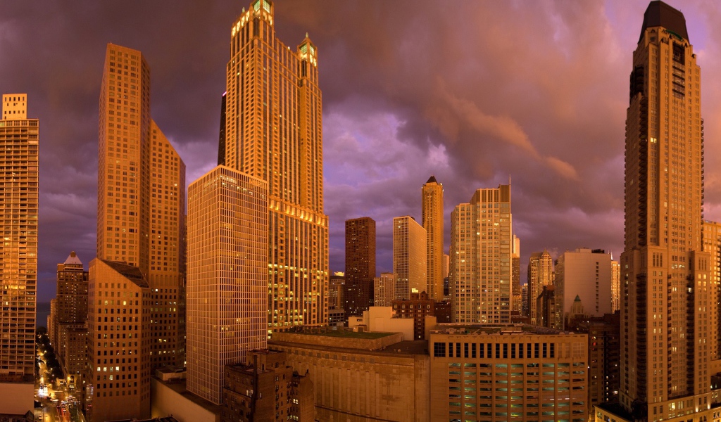 Оранжевая подсветка небоскребов Чикаго