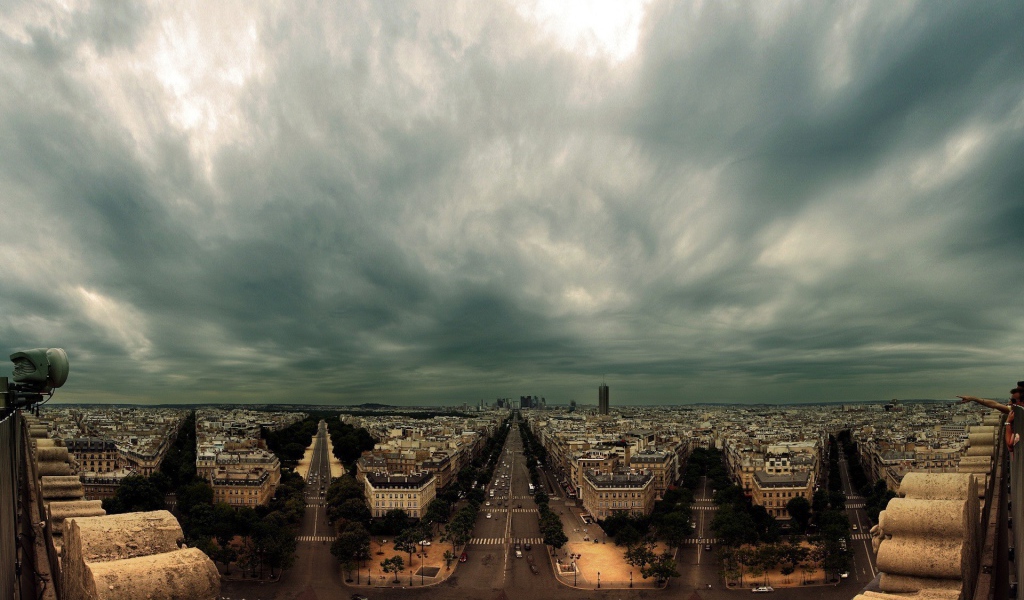 Панорама улиц в Париже