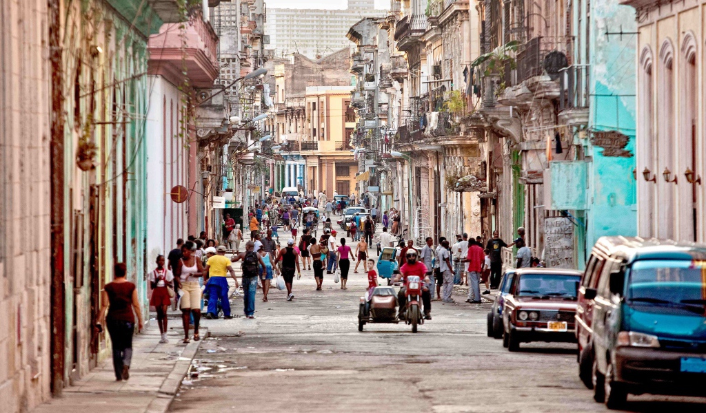 Движение на улице в Гаване