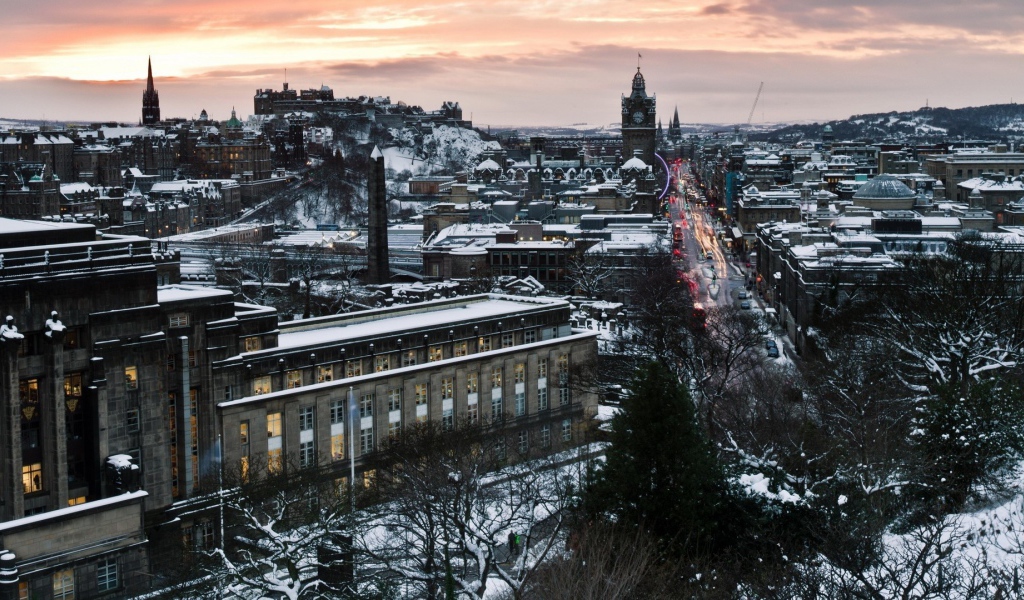 Зимний город Эдинбург