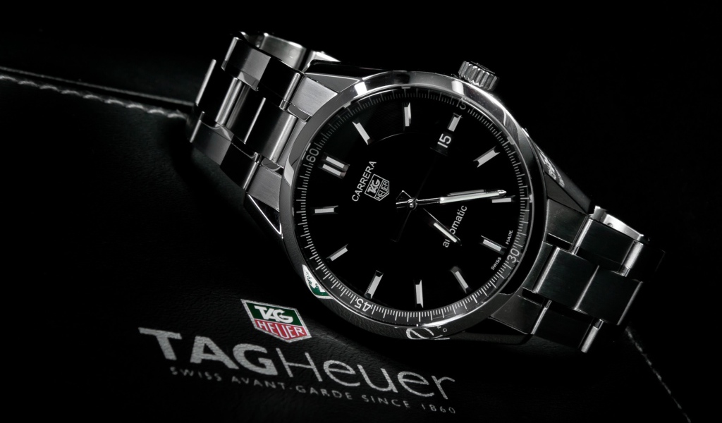 Черные люкс часы Карриера