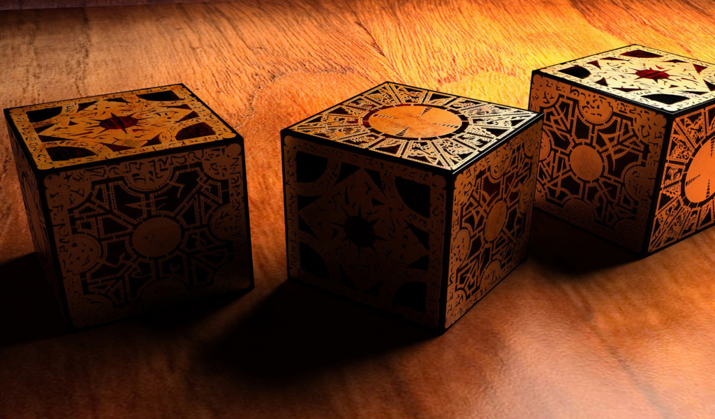 Резные кубы из дерева