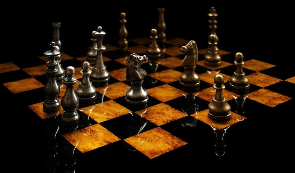 Шахматные фигуры из стали и бронзы