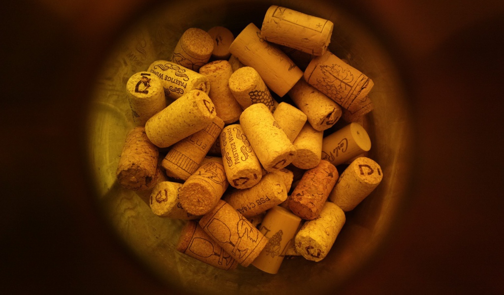 Пробки от бутылок вина