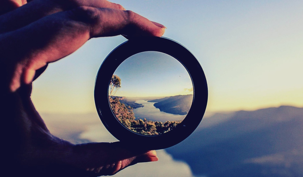 Фьорд в линзе фотоаппарата