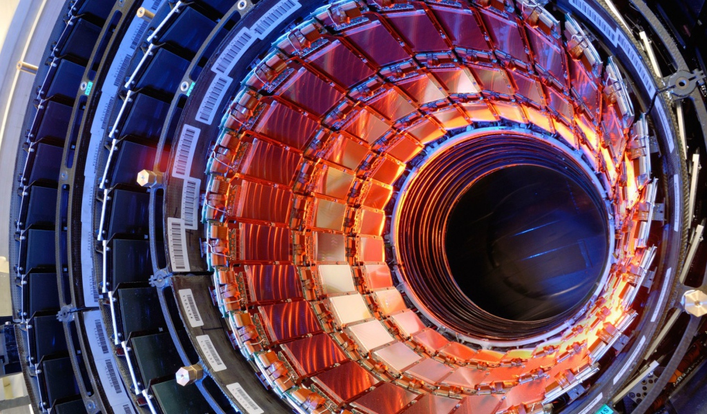 Внутри адронного коллайдера