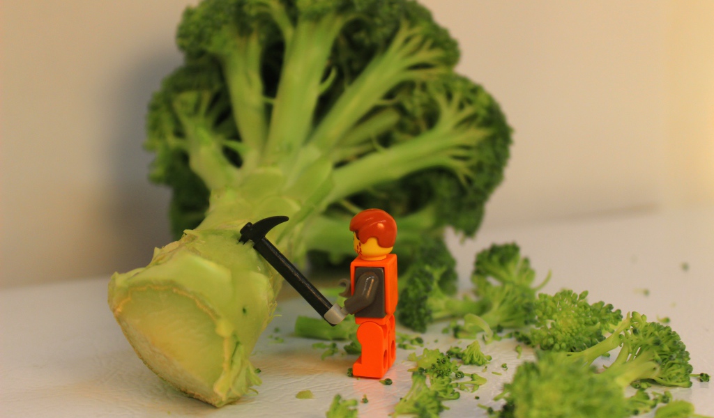 ЛЕГО против брокколи