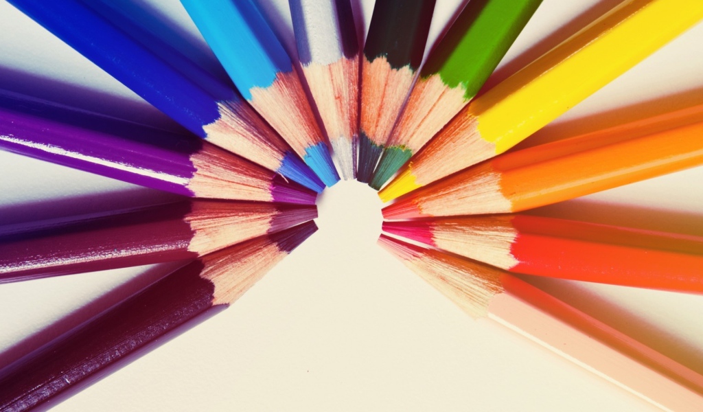 Палитра цветных карандашей