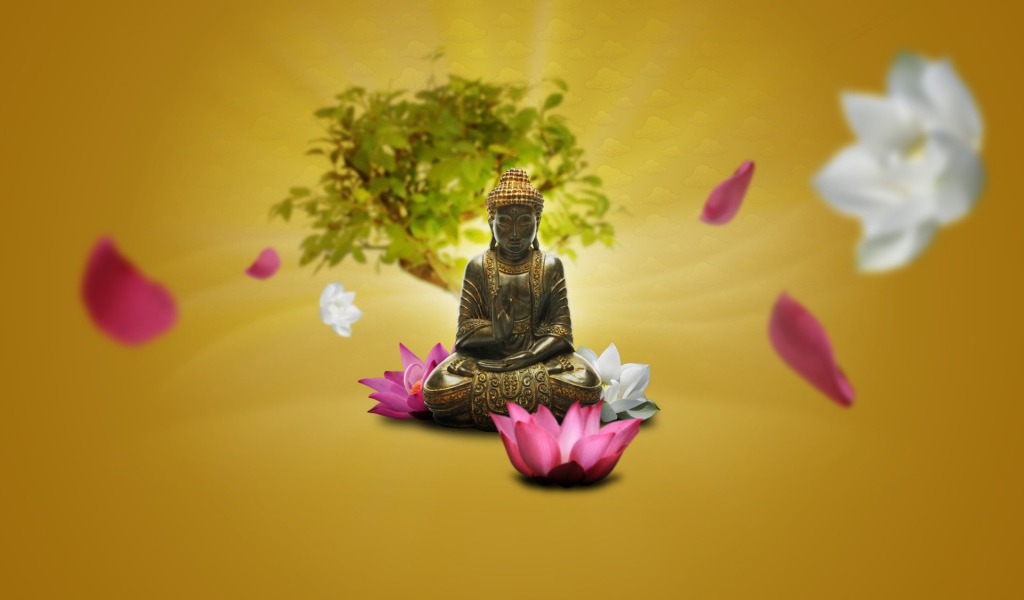 Статуэтка Будды среди цветов лотоса